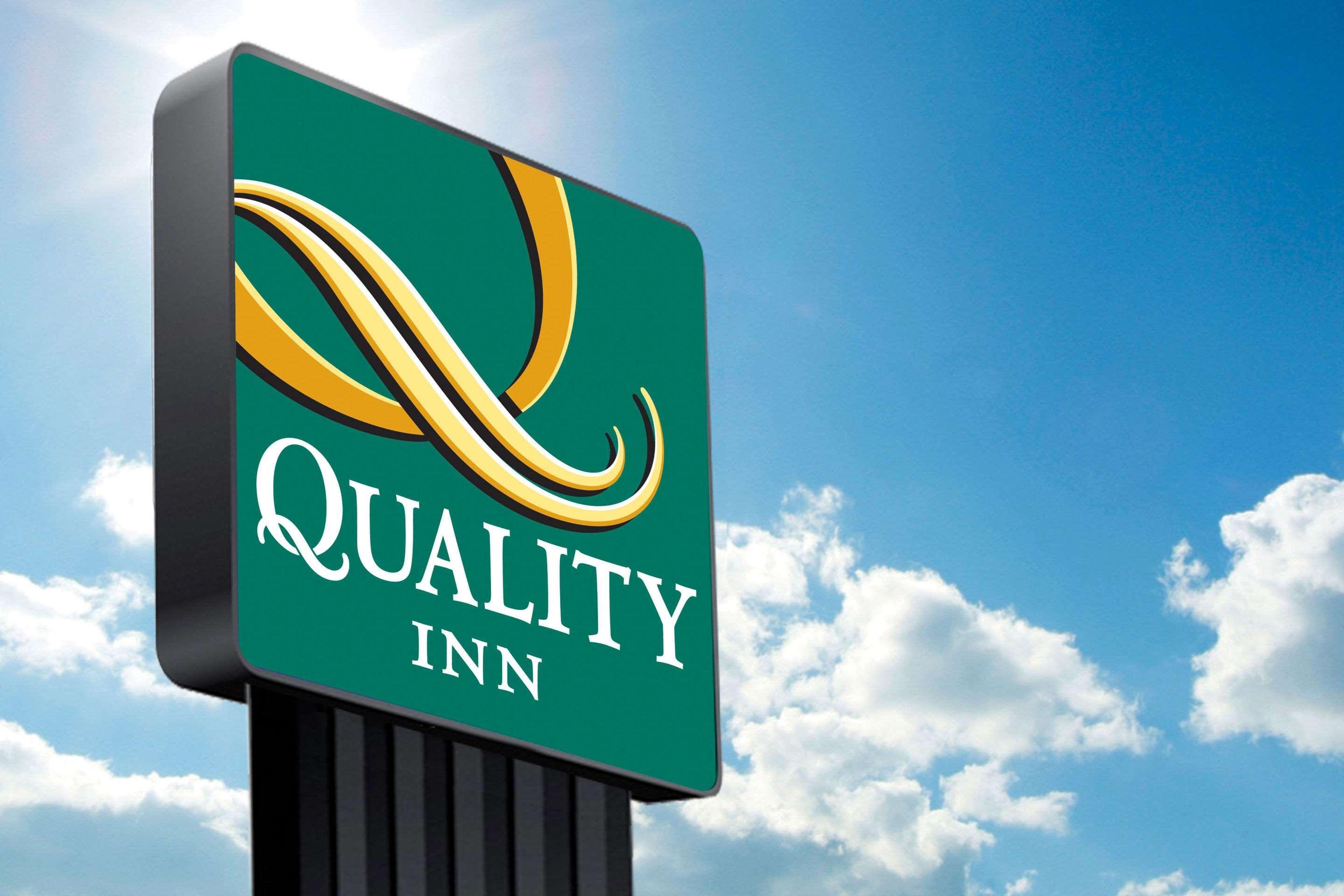 Quality Inn Newton At I-80 מראה חיצוני תמונה