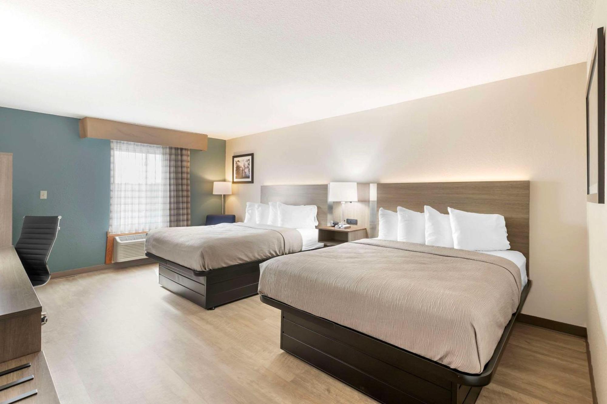 Quality Inn Newton At I-80 מראה חיצוני תמונה